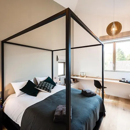 Dimensions M Bed & Breakfast 3*